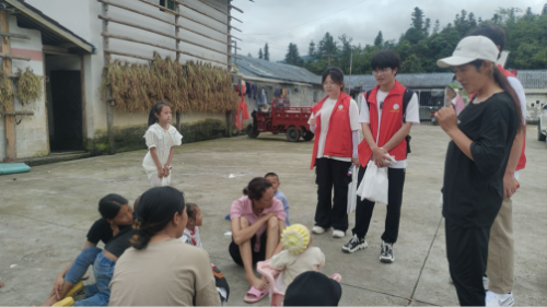 走进大杉坪，看见新气象：K1体育官方网站“众望”小组赴大杉坪村开展调研活动